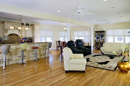 Great room Faces Ocean