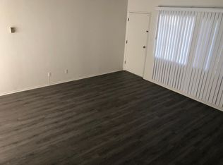 11975 Truro Ave APT B, Hawthorne, CA 90250