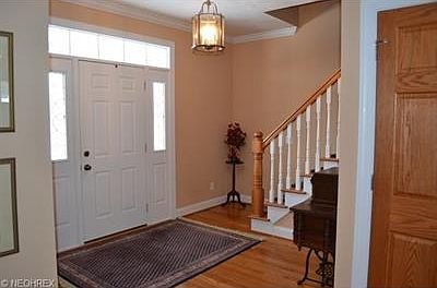 3rd image of 8736 Mackenzie Ave NW