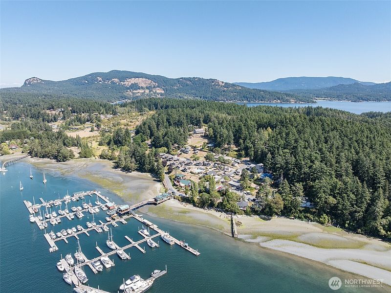 3rd image of 5244 Deer Harbor Road