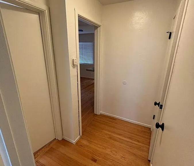 414 Staten Ave #2F — Photo 7