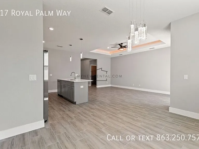 317 Royal Palm Way — Photo 16