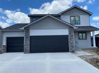 865 Northview Dr, Waukee, IA 50263