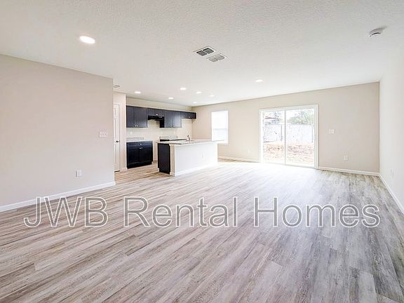 3rd image of 8905 1st Ave