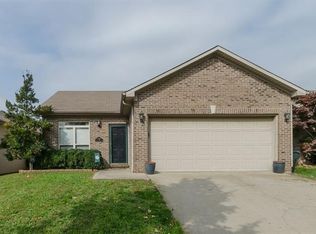 2705 Crystal Falls Rd, Lexington, KY 40509