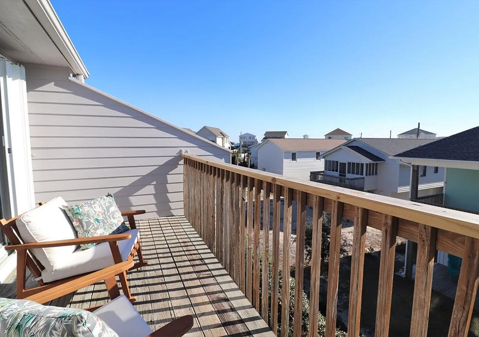 Off Season Rental- Turtle Cove Community — Photo 2