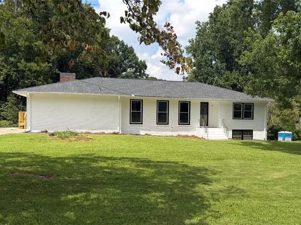 242 Angla Dr SE, Smyrna, GA 30082
