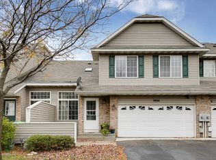 9934 Hamlet Ct S, Cottage Grove, MN 55016