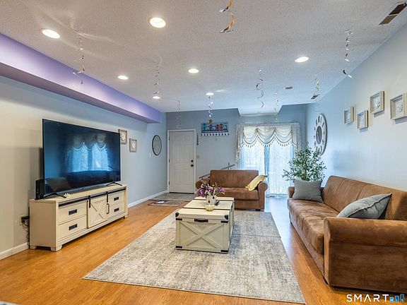 3rd image of 3370 Madison Avenue #2B