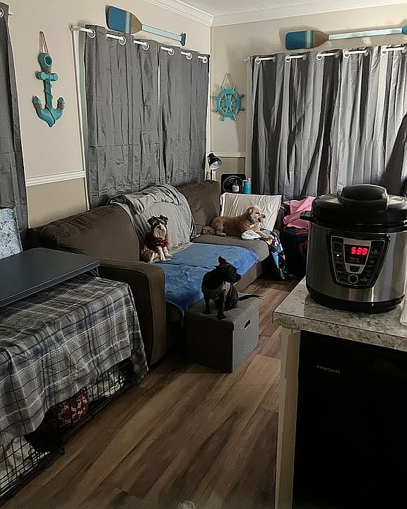 Inside as of 02/10/2026