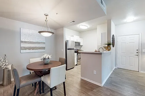 Brynwood Apartments Photo 1