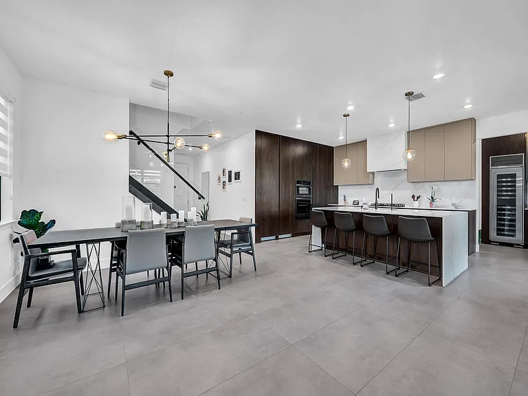 4814 Chantilly Rd — Photo 10