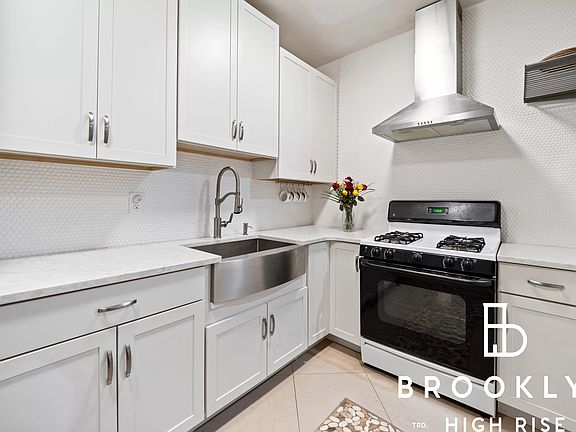 5th image of 291 Martense St APT 4Q