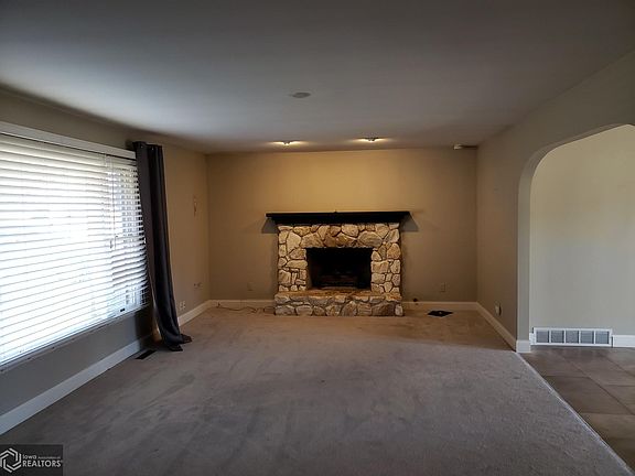 3rd image of 309 26th Ave S