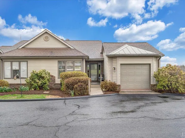 66 Scarlet St, Hardy, VA 24101