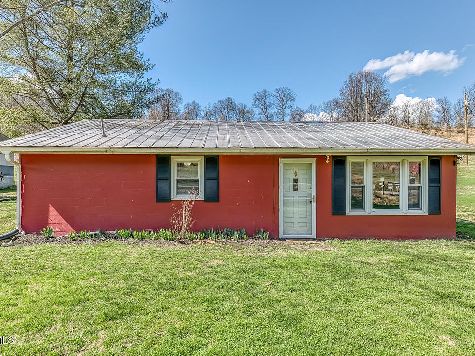 1st image of 105 Hubbard Rd