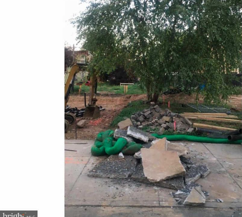 2nd image of 1937 N 9th St