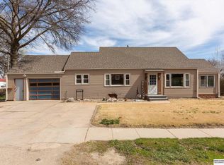 2348 Fontanelle St, Blair, NE 68008