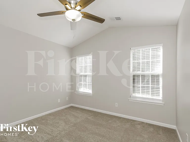 5716 Henderson Oaks Dr — Photo 11