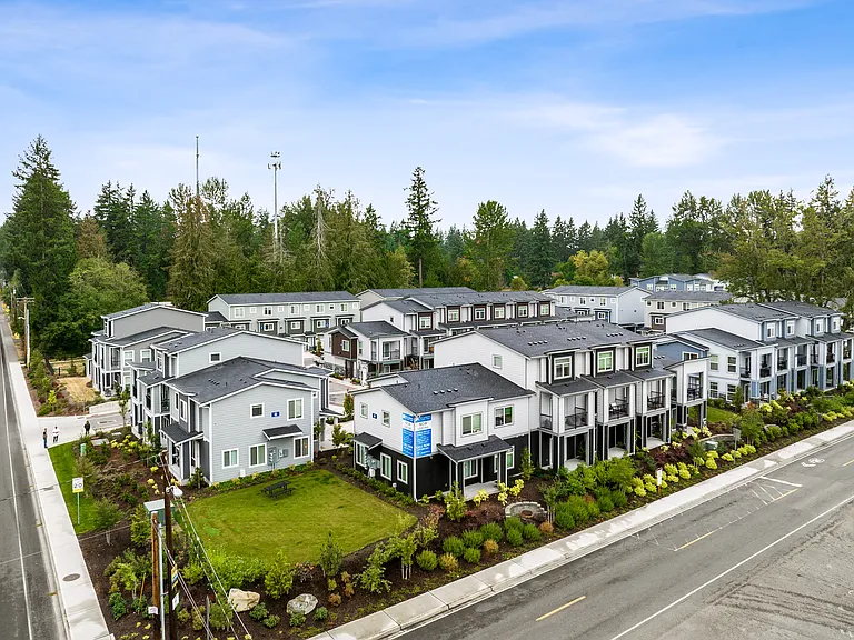 The Landing at Lake Tapps — Photo 6