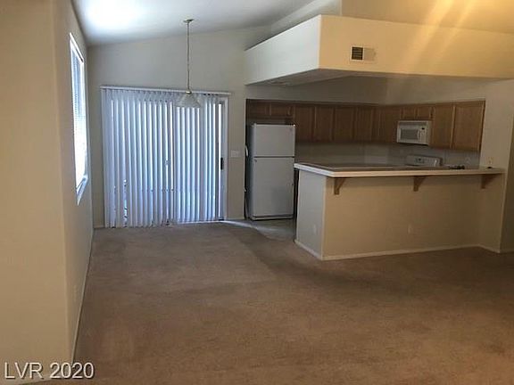 4th image of 1404 Seward St Unit 202