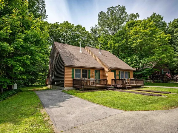 112 Holiday Dr, Old Forge, NY 13420
