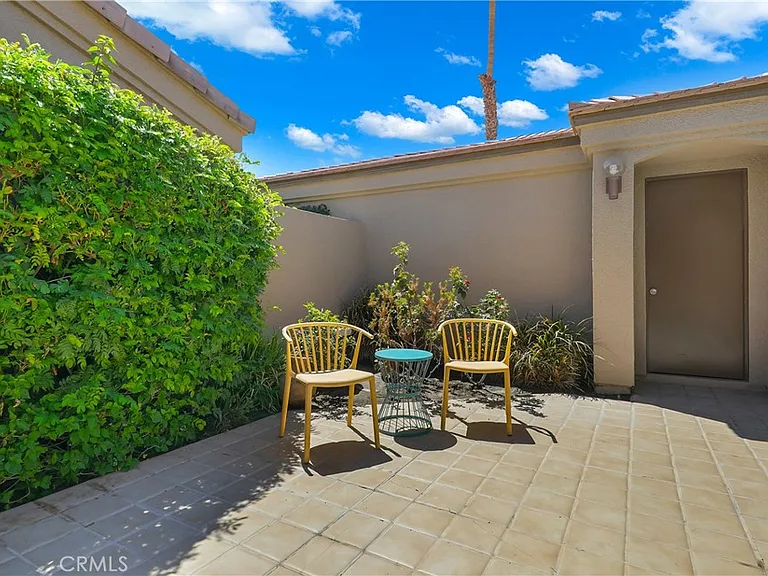 76238 Honeysuckle Dr — Photo 4