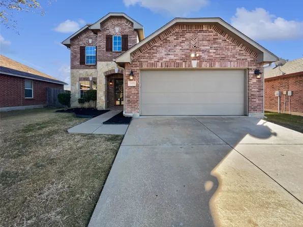 1375 Emily Ct, Burleson, TX 76028