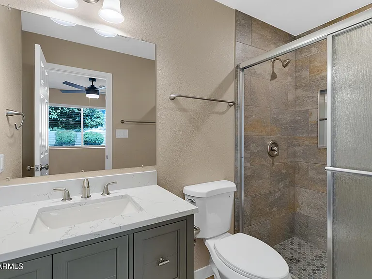 18408 N 46th Dr — Photo 23