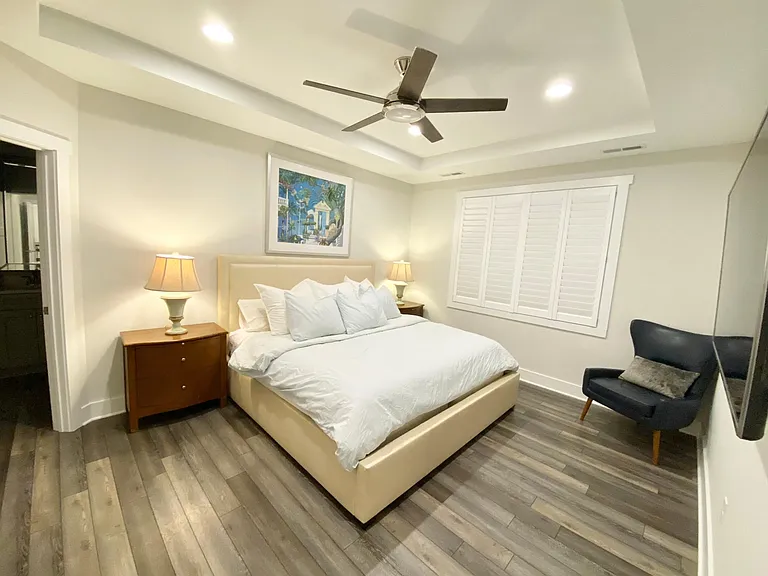 11 Lyndon Cir — Photo 2