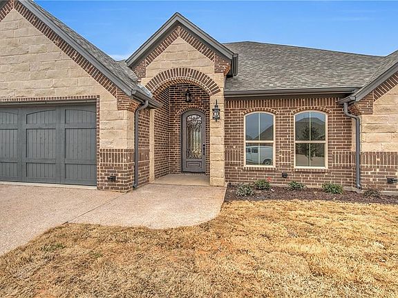 4th image of 1415 Joshua Way