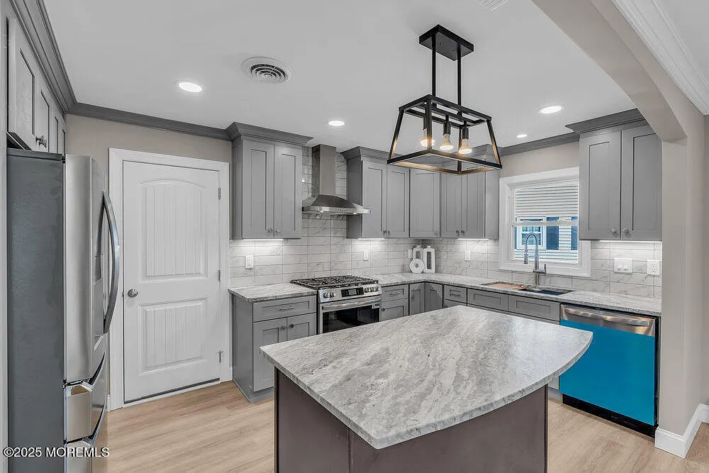 33 Brookfield Court photo 1