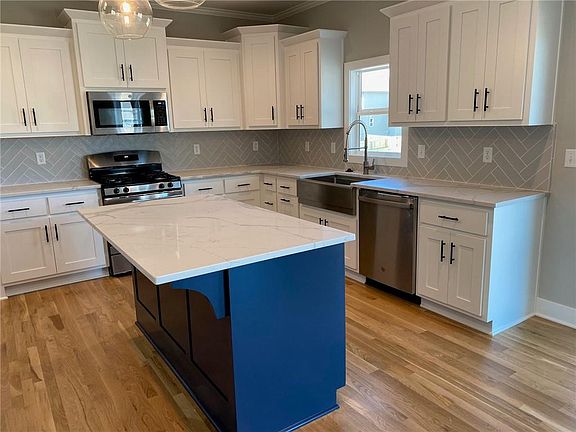 Model photos not of actual home. This Birch II model is under construction