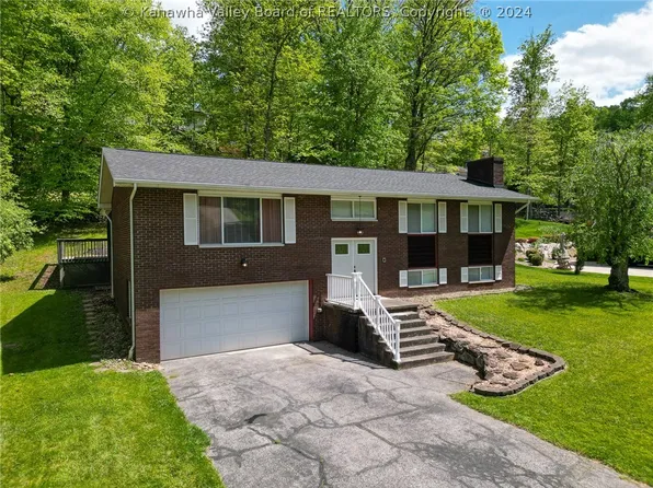 5448 Shawnee Dr, Huntington, WV 25705