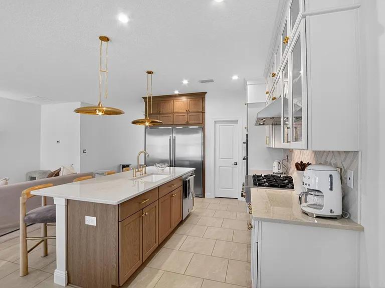 6196 Hidden Branch Dr — Photo 2