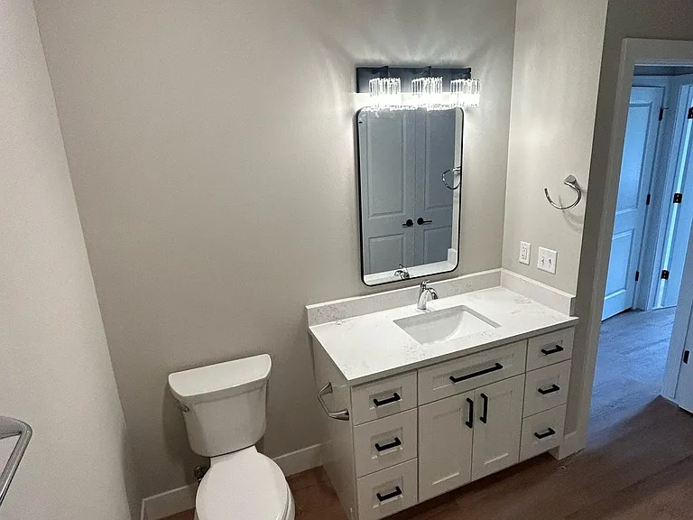 821 Williamson St #105 — Photo 6