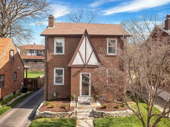 7279 Northmoor Dr, Saint Louis, MO 63105