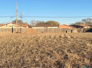 1221 Rio St, Clovis, NM 88101