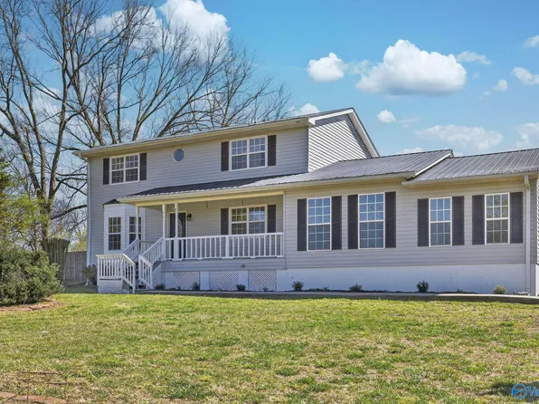 5505 Georgia Mountain Rd, Guntersville, AL 35976