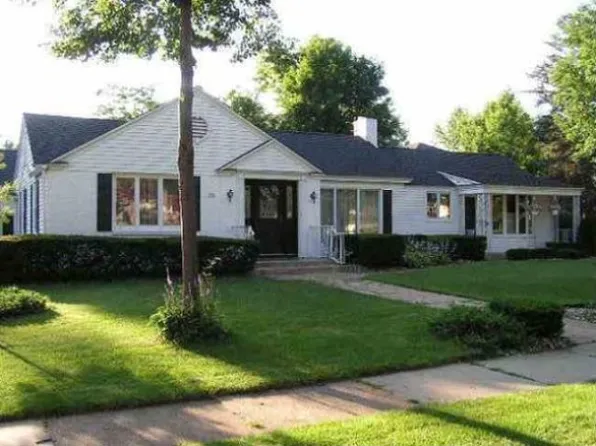 311 1st St, Port Edwards, WI 54469