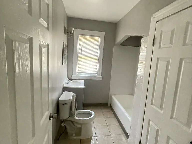 16219 Northlawn St — Photo 10