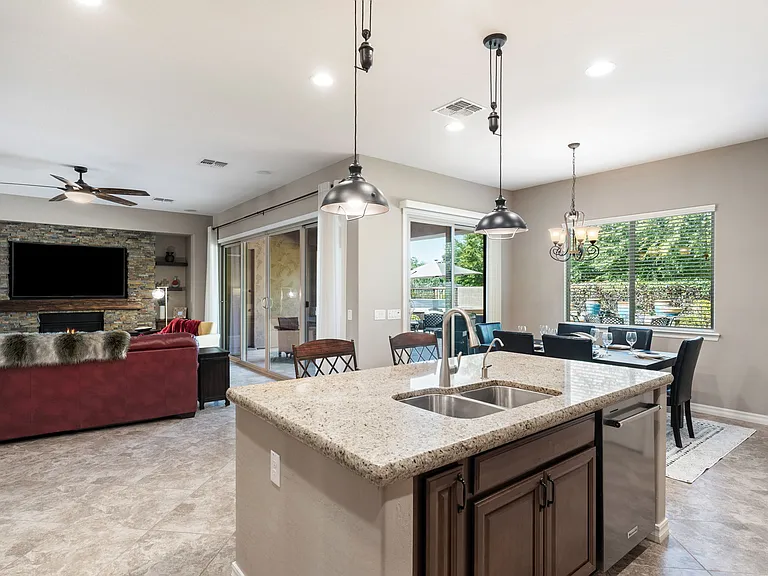 20416 E Raven Dr — Photo 19