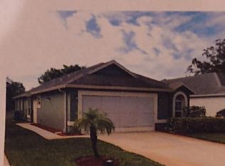 453 10th Pl, Vero Beach, FL 32960