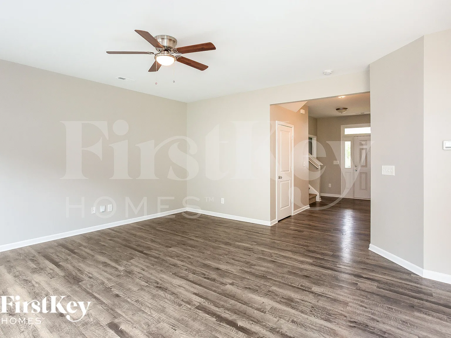 4 bed, 2.5 bath, 2106 sqft, $2,250 — Photo 3