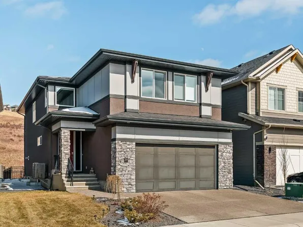 24 SW Cranbrook Cpe SE, Calgary, AB T3M 3L5