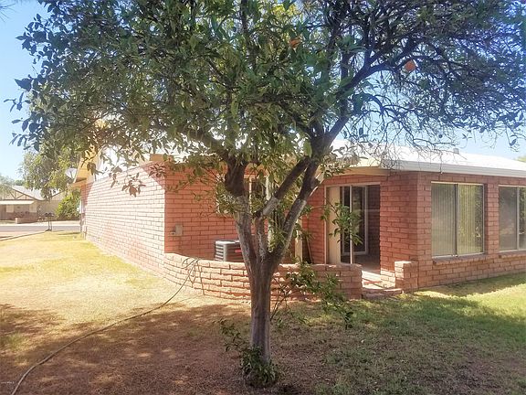 5th image of 9609 W Cinnabar Ave APT B