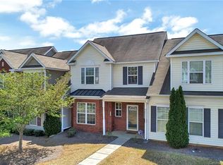 9906 Portaferry Dr, Charlotte, NC 28213