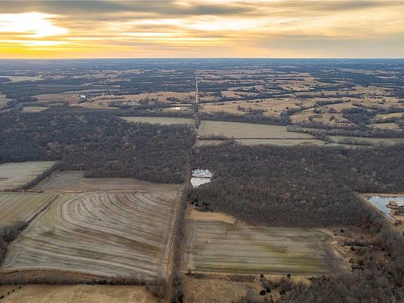 5th image of 0 NE 520th Rd