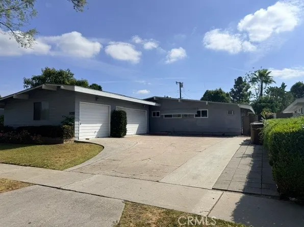 1020 N Mountain View Pl, Fullerton, CA 92831