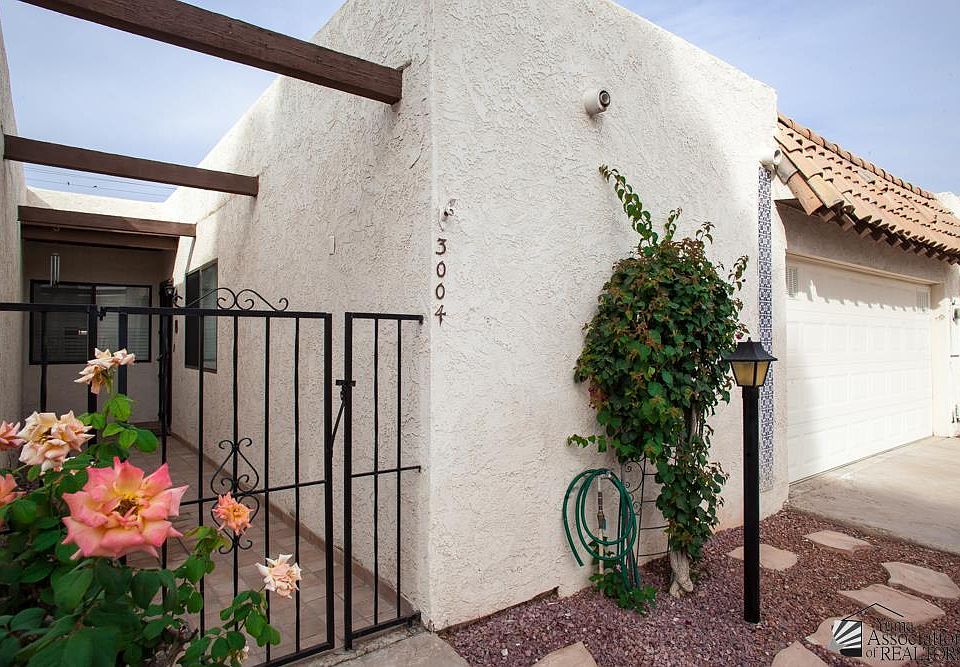 1st image of 3004 S Torrey Pines Cir